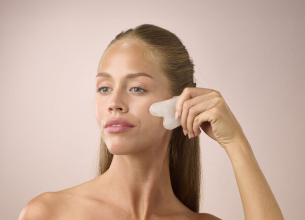 HL Skin Gua Sha hvit jade – ansiktsmassasje for glød og spenst